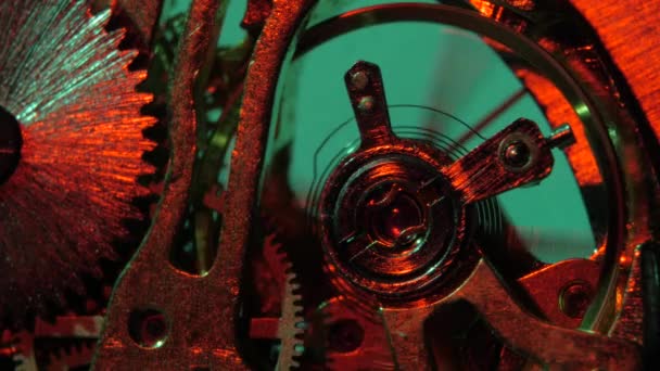 古い時計の歯車のメカニズム。クローズ アップ — ストック動画