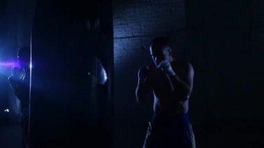 Eldiven Boks boks torba. Ağır çekim