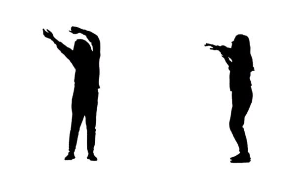 Černá silueta mladé ženy ve sportovním oblečení tančící moderní tanec a mávající rukama. 2 v 1 Koláž Přední a boční pohled na celé délce na bílém pozadí. Zpomalení připraveno 59.94fps.