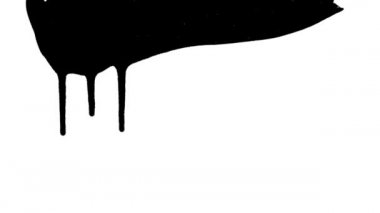Damlalar akan siyah boya lekesi. Mürekkep kağıdın üzerinden damlalar halinde akıyor. Bir leke siyah suluboya beyaz kağıda yayılır ve damlar. Kapatın. Yavaş çekim hazır 59.94fps.