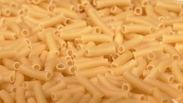 Typ italských těstovin, pozadí, otáčení — Stock video