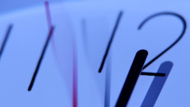 On iki saat görüntüsünü. Yakın çekim