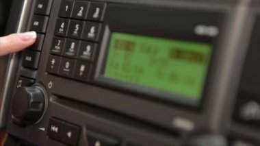 radyo bir arabadır