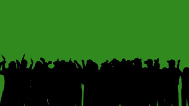 Bir grup insanın siyah siluetleri yeşil renkli anahtar arka plana karşı zaferlerini neşeyle kutluyorlar. Minimalist karşıtlık ve modern görsel kompozisyon, model.
