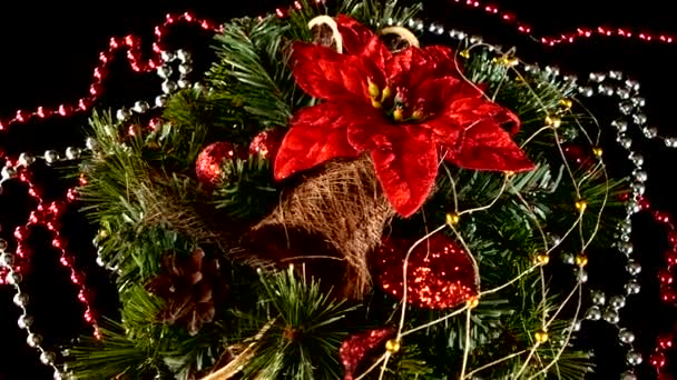 Wreath toy for Christmas or New Year and beads, rotation — Wideo stockowe