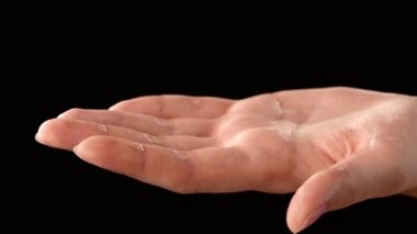 Yandan, ağır çekim, siyah saçlar için Saç köpüğü