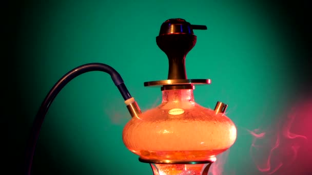 Colored orange hookah with the smoke — Stock Video