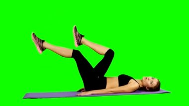 Fitness egzersizleri kadının gücü yapması için karın kasları, spor salonu, yeşil ekran