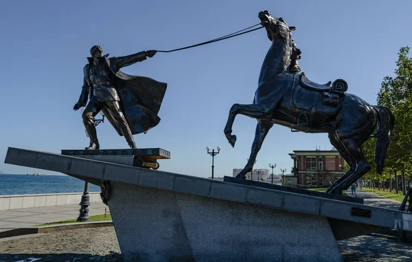 Visita Turística Los Lugares Históricos Memorables Ciudad Héroe Novorossiysk Día — Foto de Stock