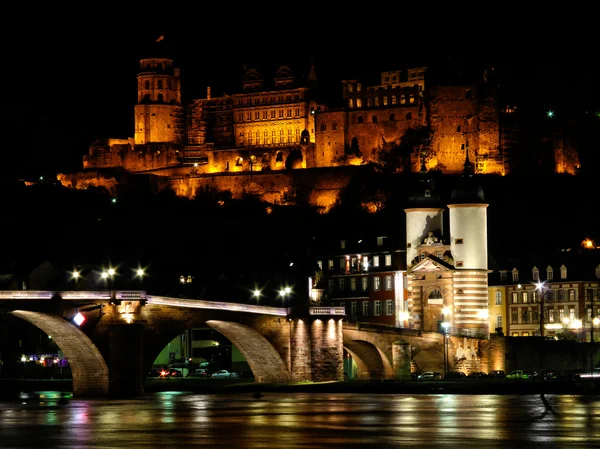 Castillo de Heidelberg y Puente Viejo — Foto de Stock