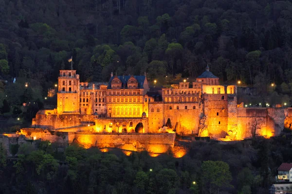 Heidelbergs slott på kvällen — Stockfoto