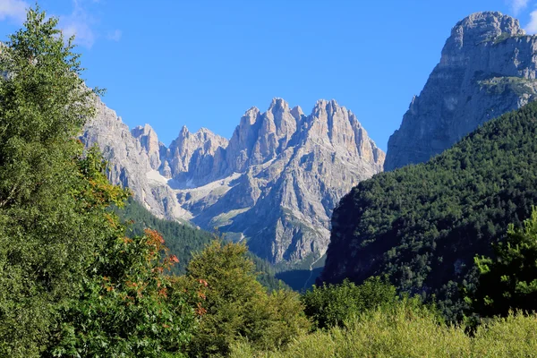 Mountain view in Molveno — Stockfoto