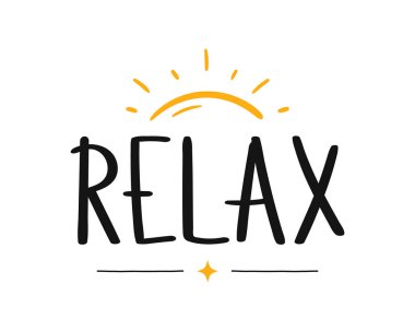 Rahat ol. Sarı güneşli yaz mektupları. Elle yazılmış kelime çizimi. Tatil sembolü.