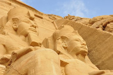 Mısır'daki ünlü Abu Simbel görüntüleyin