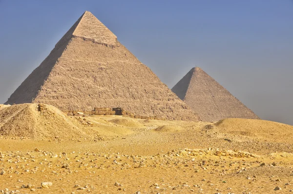 Piramidi egiziane a Giza . — Foto Stock