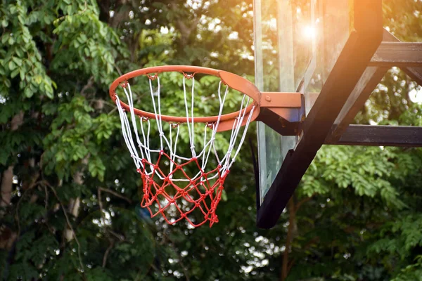 Basketball Cerceau Sur Cible Tir Plein Air Fond Flou Lumière — Photo