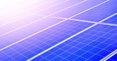 Fotovoltaik çatı, güneş ışığı yansıması ve yüzeyde bulutlar..