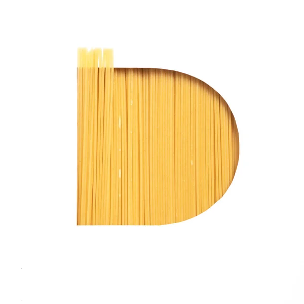 Italienisches Essen. Spaghetti-Alphabet. Buchstabe D aus Nudeln und weißem Schnittpapier. Schrift für die Gestaltung von Lebensmittelgeschäften — Stockfoto