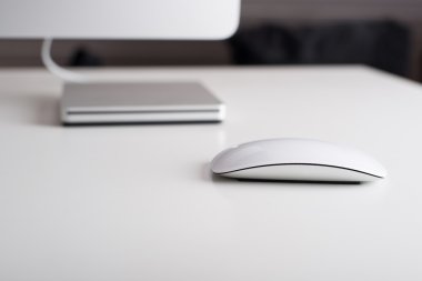 DVD sürücü ve kablosuz fare