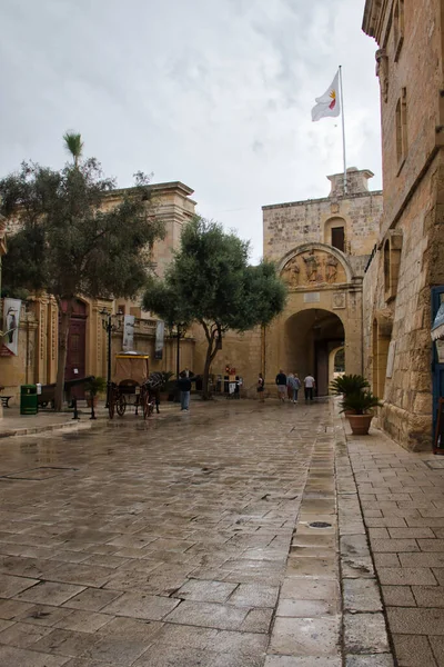 Yağmurlu Bir Günde Mdina Malta Kaldırım Taşı Meydanı — Stok fotoğraf