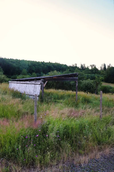 Houten Structuur Het Land Naast Een Weg Het Platteland Van — Stockfoto