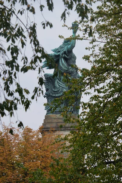 Szczyt Niederwald Monument Wśród Drzew Jesienią Rudesheim Rhein Niemcy — Zdjęcie stockowe