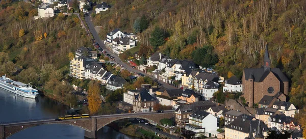 Eglise Routes Dans Ville Cochem Dans Une Vallée Près Moselle — Photo