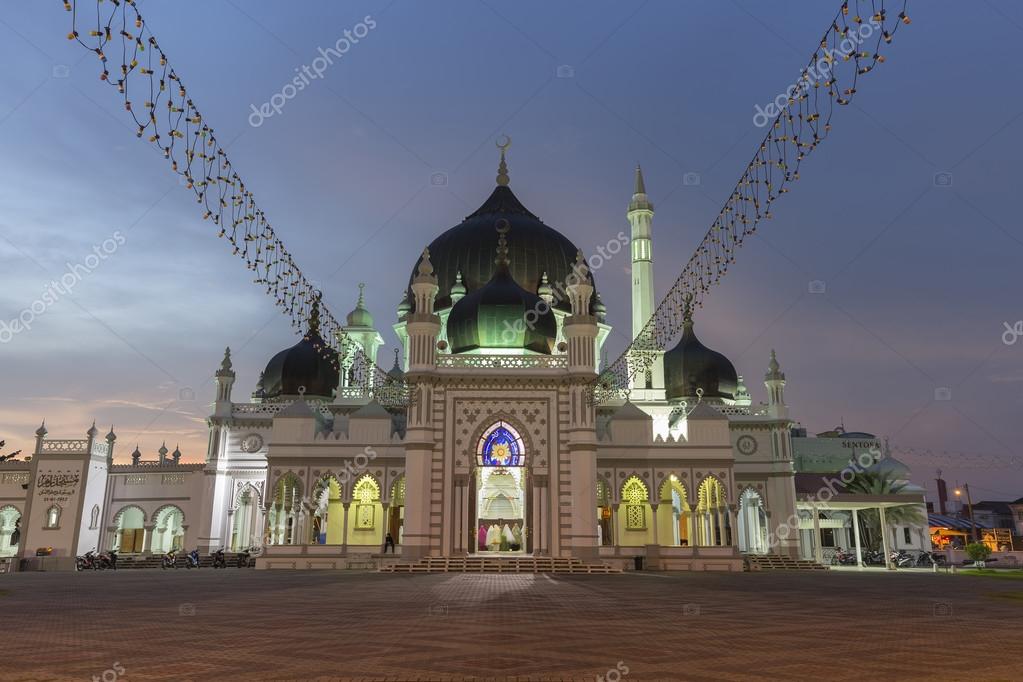 Masjid Zahir In Alor Setar City Malaysia Stock Photo Image By C Anujakjaimook 72571961