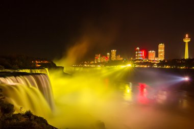 Niagara Falls ışık gösterisi gece, ABD