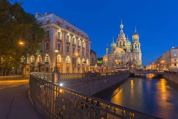 Kerk van de Verlosser op het bloed naar Sint-Petersburg, Rusland — Stockfoto