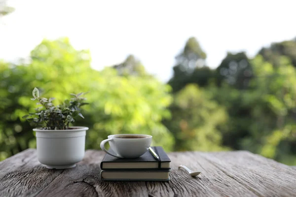 Tasse Café Blanche Carnet Avec Plante Neige Tokyo Sur Table — Photo