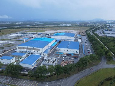 Kuching, Sarawak / Malezya - 14 Kasım 2020: Tüm büyük elektronik, güneş ve yarı iletken santrallerinin bulunduğu Samajaya Işık Endüstriyel Bölgesi