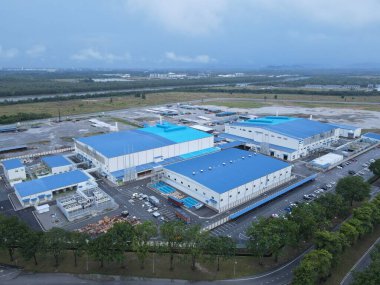 Kuching, Sarawak / Malezya - 14 Kasım 2020: Tüm büyük elektronik, güneş ve yarı iletken santrallerinin bulunduğu Samajaya Işık Endüstriyel Bölgesi