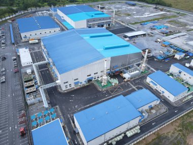 Kuching, Sarawak / Malezya - 14 Kasım 2020: Tüm büyük elektronik, güneş ve yarı iletken santrallerinin bulunduğu Samajaya Işık Endüstriyel Bölgesi