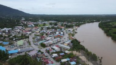 Sematan Sahili ve Sarawak ve Borneo Adası 'nın en güney kısmının kıyı şeridi.