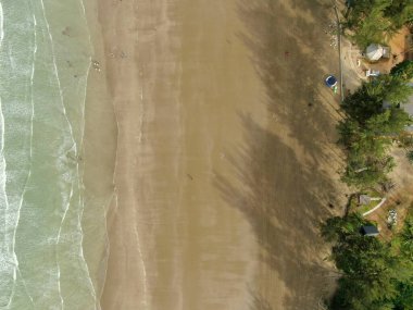 Sematan Sahili ve Sarawak ve Borneo Adası 'nın en güney kısmının kıyı şeridi.
