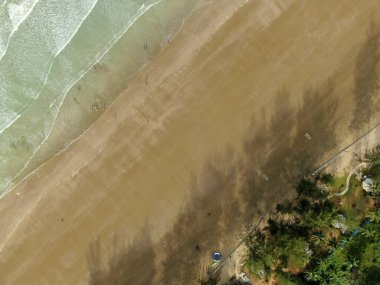 Sematan Sahili ve Sarawak ve Borneo Adası 'nın en güney kısmının kıyı şeridi.