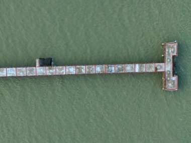 Sematan Sahili ve Sarawak ve Borneo Adası 'nın en güney kısmının kıyı şeridi.