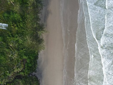 Sematan Sahili ve Sarawak ve Borneo Adası 'nın en güney kısmının kıyı şeridi.