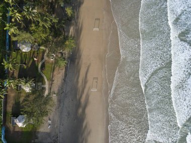 Sematan Sahili ve Sarawak ve Borneo Adası 'nın en güney kısmının kıyı şeridi.