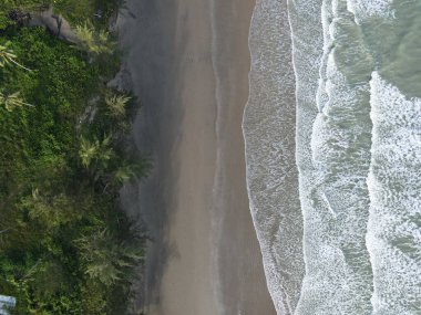 Sematan Sahili ve Sarawak ve Borneo Adası 'nın en güney kısmının kıyı şeridi.