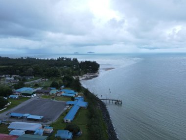 Sematan Sahili ve Sarawak ve Borneo Adası 'nın en güney kısmının kıyı şeridi.