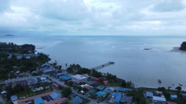 Sematan Sahili ve Sarawak ve Borneo Adası 'nın en güney kısmının kıyı şeridi.