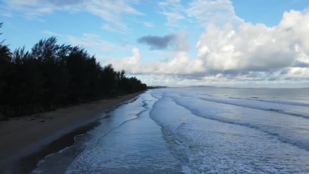 Der Sematan Strand Und Die Küste Des Südlichsten Teils Von — Stockvideo