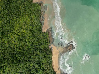 Telok / Teluk Melano Sahil ve Plajı Sarawak ve Borneo Adası 'nın Tanjung Datu bölgesinin en güney ucunda.