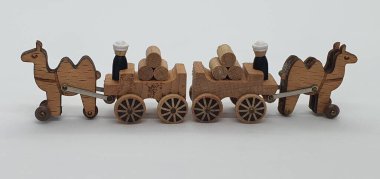 Ahşaptan yapılmış küçük ahşap modellerin yaratıcı çekimlerini kapat, diğer adıyla Simgeler.