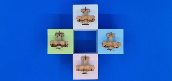 Zamknij Kreatywne Ujęcia Małych Drewnianych Modeli Samolotów Wykonanych Ręcznie Drewna — Zdjęcie stockowe