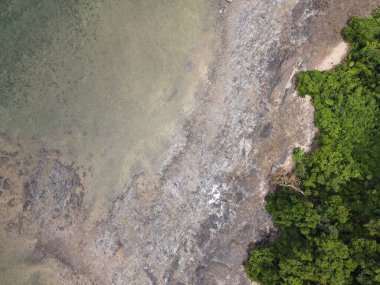 Malezya 'nın Borneo Adası' ndaki pek çok kişi tarafından keşfedilmemiş Satang Adası 'nın Gizemli Cenneti.