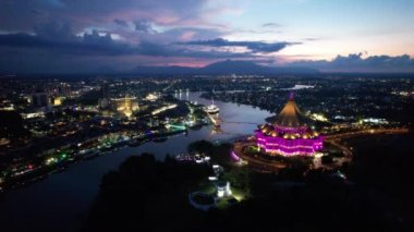 Kuching, Sarawak / Malezya - 8 Mart 2020: Şehrin Tarihi Binaları ve Turist Çekim Alanları