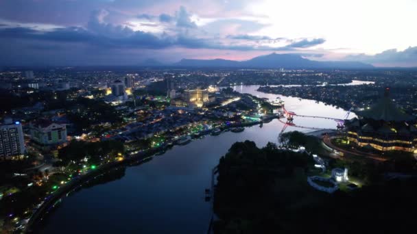 Kuching Sarawak Malezya Mart 2020 Şehrin Tarihi Binaları Turist Çekim — Stok video